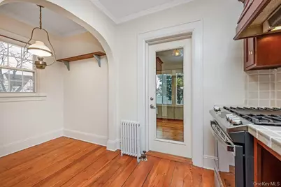 315 Marcellus Road, Mineola, NY 11501 - Photo 10