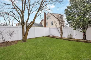 315 Marcellus Rd, Mineola, NY 11501 - Photo 18