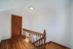 48 Winthrop St, New Hyde Park, NY 11040 - Photo 22