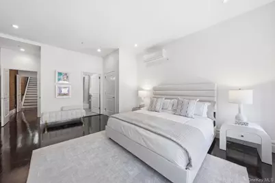 236 W 112th Street #2, New York, NY 10026 - Photo 8