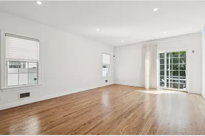 118 Ocean Avenue, Woodmere, NY 11598 - Photo 10