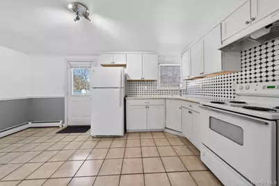 114 Westchester Avenue, West Babylon, NY 11704 - Photo 28