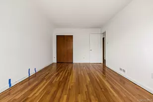 220 Calhoun Ave, Bronx, NY 10465 - Photo 16