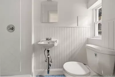 220 Calhoun Avenue, Bronx, NY 10465 - Photo 24