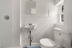 220 Calhoun Ave, Bronx, NY 10465 - Photo 24