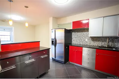 7124 164th Street #2FL, Fresh Meadows, NY 11365 - Photo 12