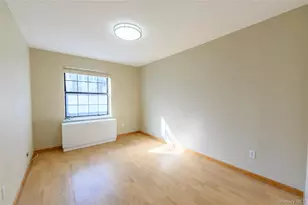 71-24 164th St, Fresh Meadows, NY 11365 - Photo 16