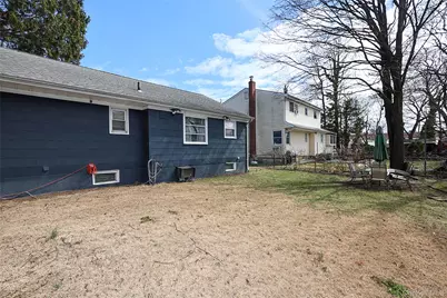 11 Elton Street, Westbury, NY 11590 - Photo 30