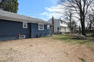 11 Elton St, Westbury, NY 11590 - Photo 30