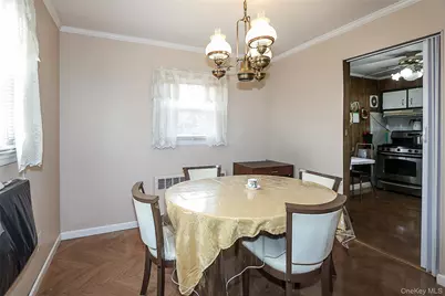 11 Elton Street, Westbury, NY 11590 - Photo 10