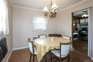 11 Elton St, Westbury, NY 11590 - Photo 10