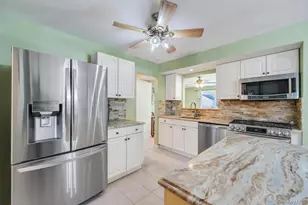 21 Lowell Dr, Farmingdale, NY 11735 - Photo 18