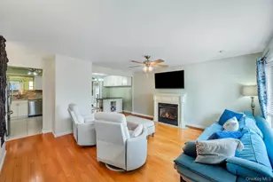 21 Lowell Dr, Farmingdale, NY 11735 - Photo 8