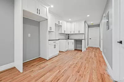 118-11 Lakeview Boulevard, Jamaica, NY 11434 - Photo 10