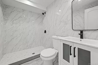 118-11 Lakeview Boulevard, Jamaica, NY 11434 - Photo 16