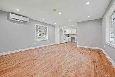 118-11 Lakeview Boulevard, Jamaica, NY 11434 - Photo 8