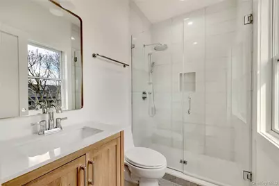 33 Dougs Lane, South Jamesport, NY 11970 - Photo 14