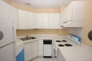 65 McKinley Ave, White Plains, NY 10606 - Photo 4