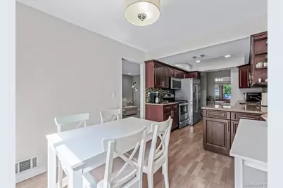 54 Hidden Ridge Drive, Syosset, NY 11791 - Photo 10