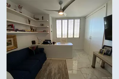 26910 Grand Central Parkway #21V, Floral Park, NY 11005 - Photo 22