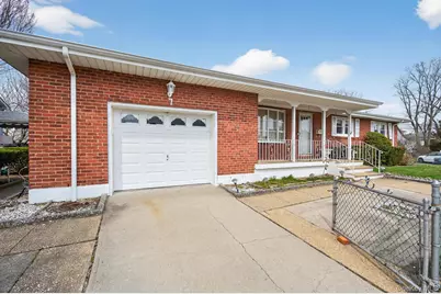 7 1st Avenue, Bayville, NY 11709 - Photo 2
