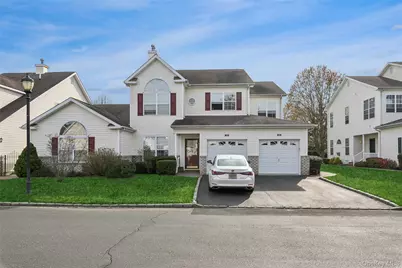 17 Constantine Way, Mount Sinai, NY 11766 - Photo 2