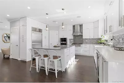 31-12 Buell Street, East Elmhurst, NY 11369 - Photo 14