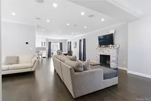 31-12 Buell St, East Elmhurst, NY 11369 - Photo 22