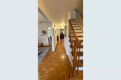 3 Flower Lane, Valley Cottage, NY 10989 - Photo 2