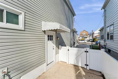 68 Putnam Avenue, Valley Stream, NY 11580 - Photo 20