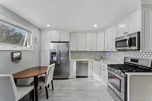 68 Putnam Ave, Valley Stream, NY 11580 - Photo 8