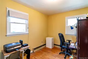 122 S Vacation Dr, Wappingers Falls, NY 12590 - Photo 12