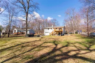 122 S Vacation Dr, Wappingers Falls, NY 12590 - Photo 14