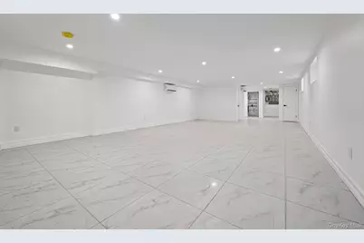 160-15 118th Road, Jamaica, NY 11434 - Photo 16