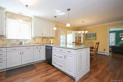 94 Stowe Drive, Poughquag, NY 12570 - Photo 12