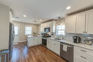 36 West Blvd, East Rockaway, NY 11518 - Photo 8