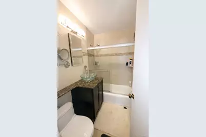 8439 153rd Avenue #6A, Ridgewood, NY 11414 - Photo 10