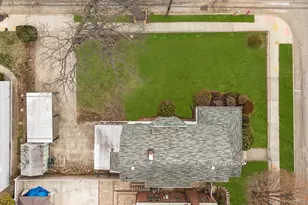 105-15 223rd St, Queens Village, NY 11429 - Photo 32