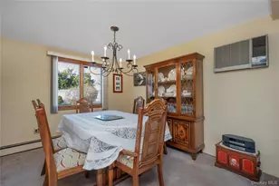 25 Windham Ln, Ronkonkoma, NY 11779 - Photo 8