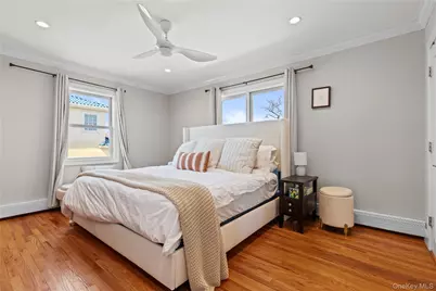 175 Roosevelt Boulevard #Upper, Long Beach, NY 11561 - Photo 18