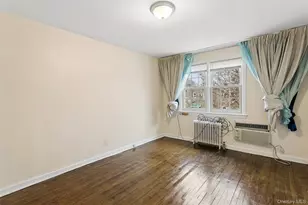 75-23 168th St, Fresh Meadows, NY 11366 - Photo 16