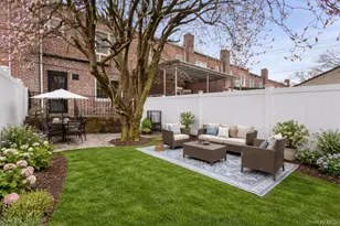 75-23 168th St, Fresh Meadows, NY 11366 - Photo 32