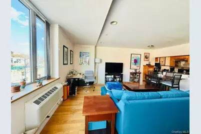 63-14 Queens Boulevard #3M, Woodside, NY 11377 - Photo 2