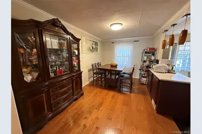 16904 22nd Avenue, Whitestone, NY 11357 - Photo 4