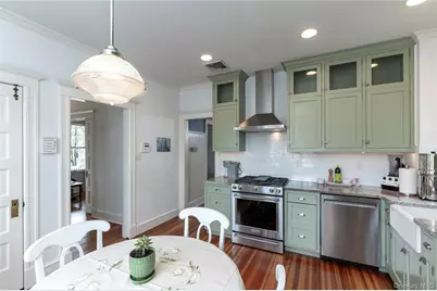 536 Kings Highway, Valley Cottage, NY 10989 - Photo 12