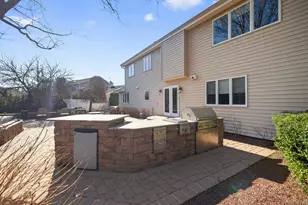 18 Chardonnay Rd, Commack, NY 11725 - Photo 48