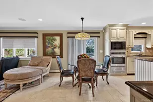 18 Chardonnay Rd, Commack, NY 11725 - Photo 20