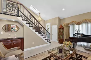 18 Chardonnay Rd, Commack, NY 11725 - Photo 12