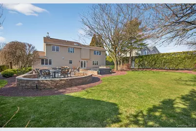 18 Chardonnay Road, Commack, NY 11725 - Photo 50