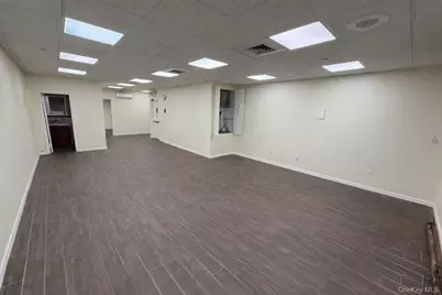 7909 Roosevelt Avenue, Jackson Heights, NY 11372 - Photo 6